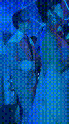 刘嘉玲调侃于适 李冰冰护短说他还小 红毯上的青涩与优雅
